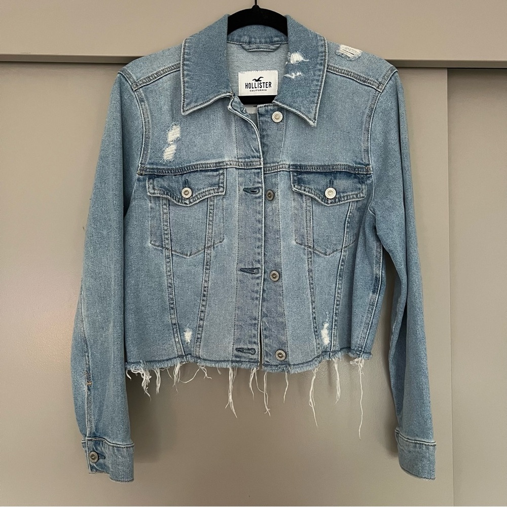 Hollister Light Wash Distressed Crop Denim Jacket